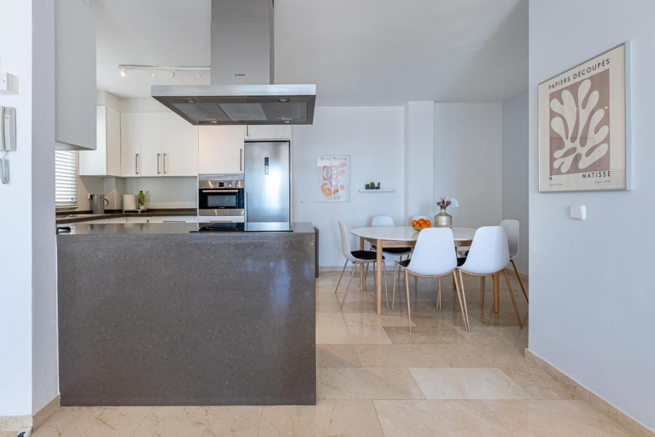 2 Bedroom With Sea And Mountain Views, Pool Marbella Kültér fotó
