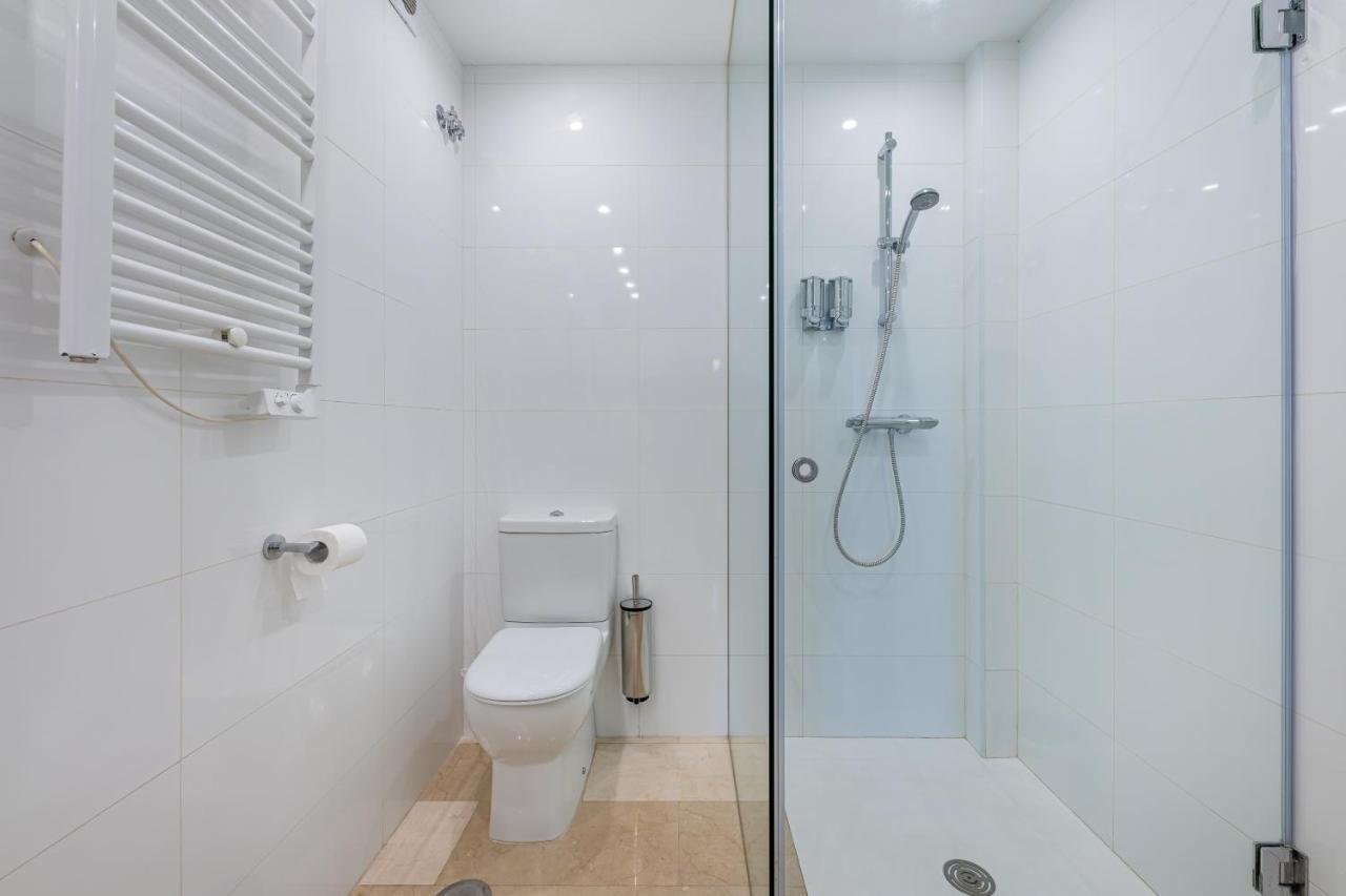 2 Bedroom With Sea And Mountain Views, Pool Marbella Kültér fotó