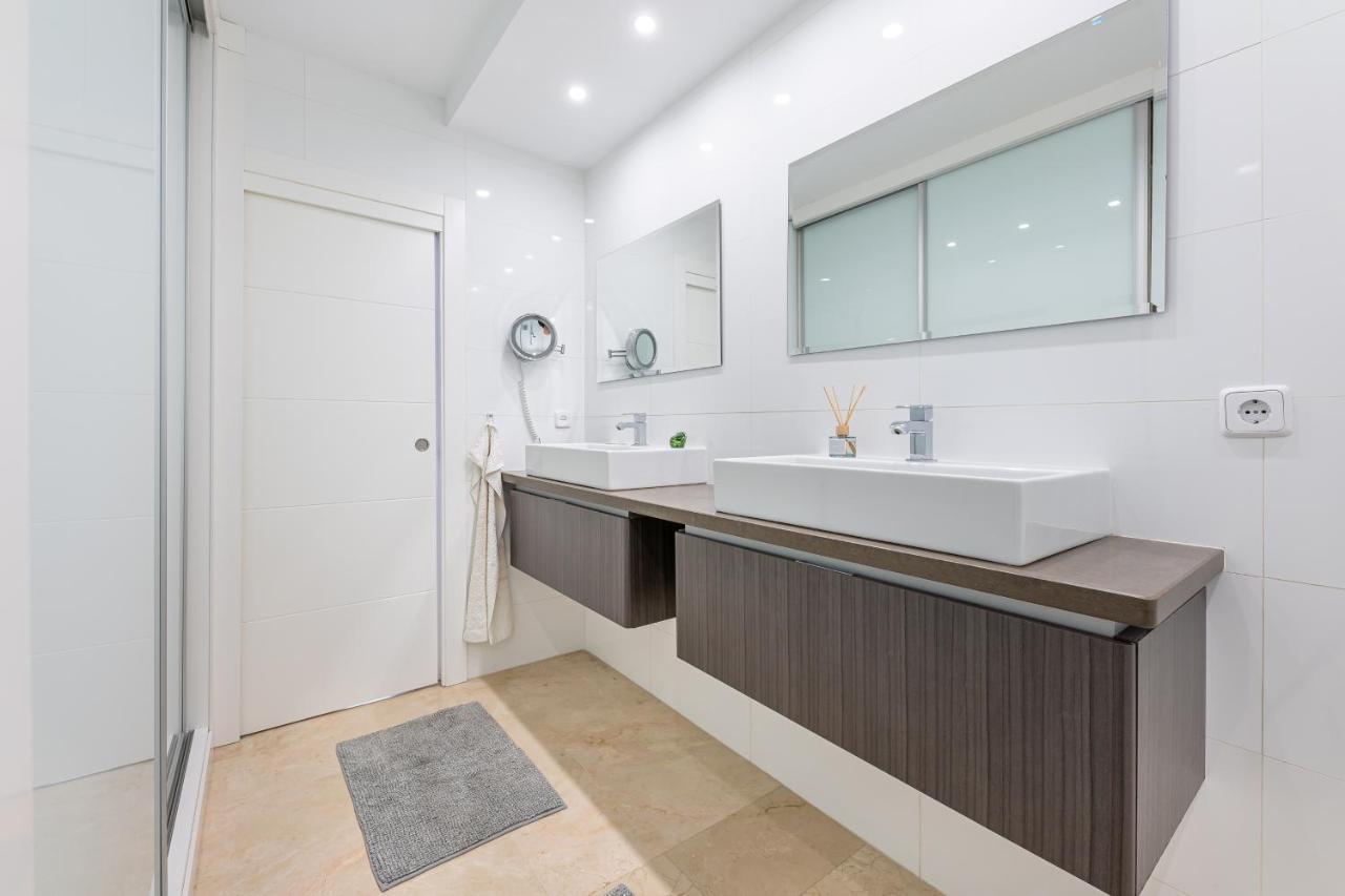 2 Bedroom With Sea And Mountain Views, Pool Marbella Kültér fotó